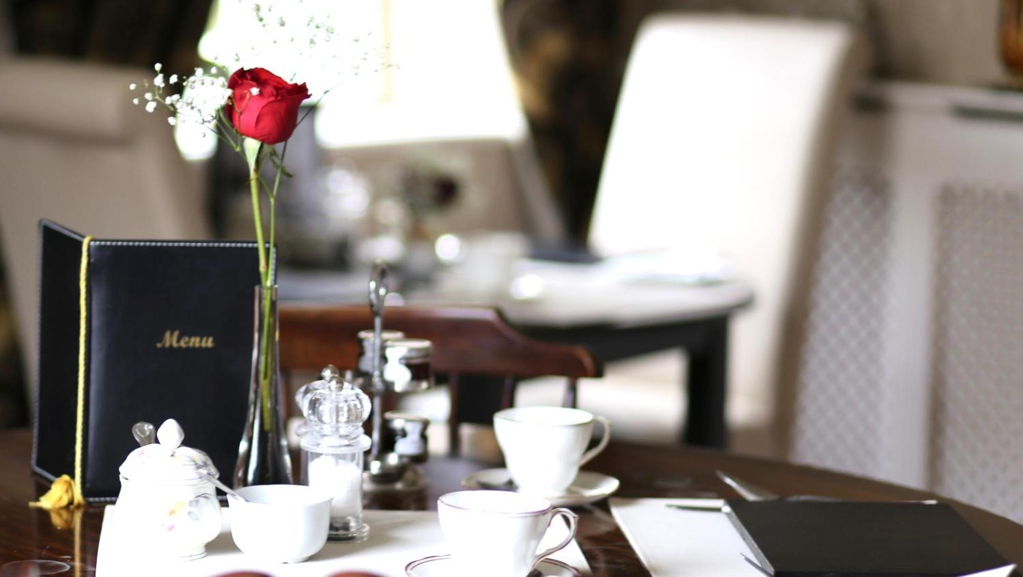 Afon Rhaiadr Country House ดอลเกซเซย์ ภายนอก รูปภาพ