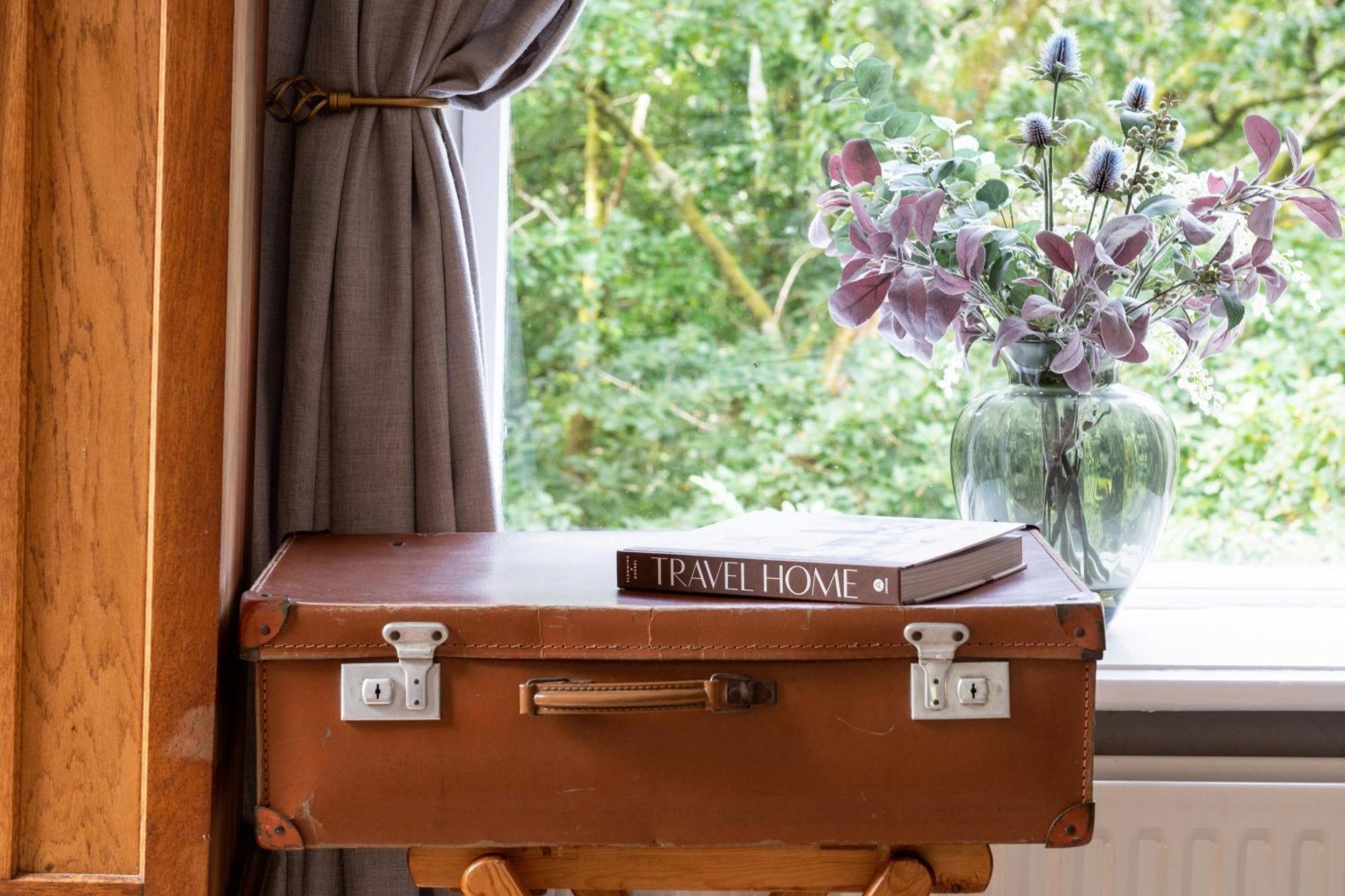 Afon Rhaiadr Country House ดอลเกซเซย์ ภายนอก รูปภาพ